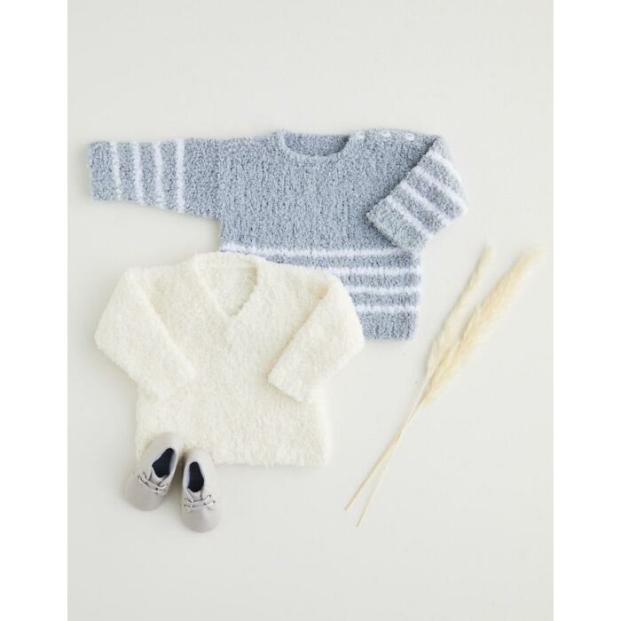 Snuggly Snowflake Chunky 50g Round V Neck Sweater 5393 Birth - 1 Year main product photo