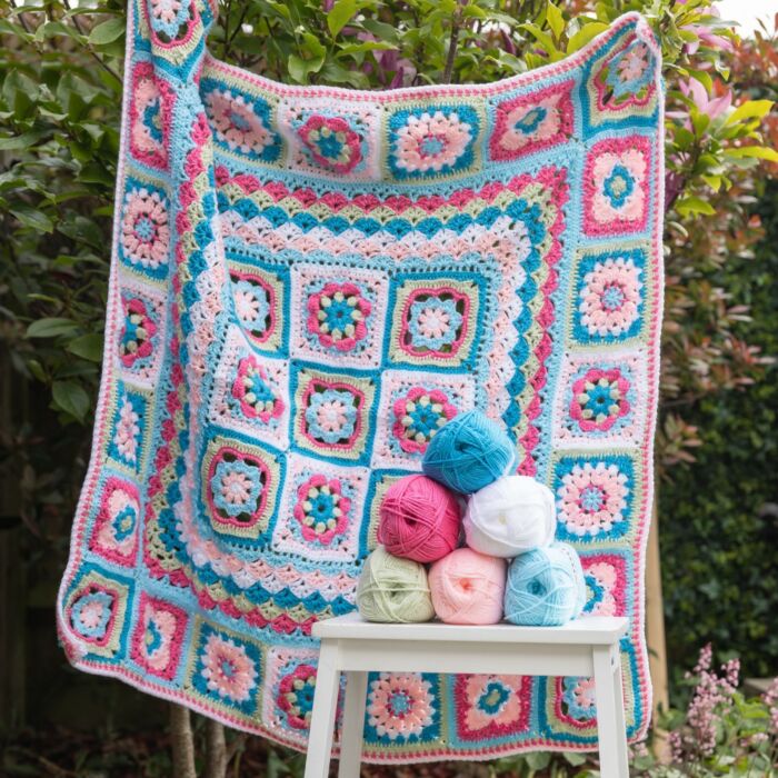Floral Folk Blanket in Emu Classic DK 1012 Crochet Yarn Pack&Pattern 6x100g main product photo