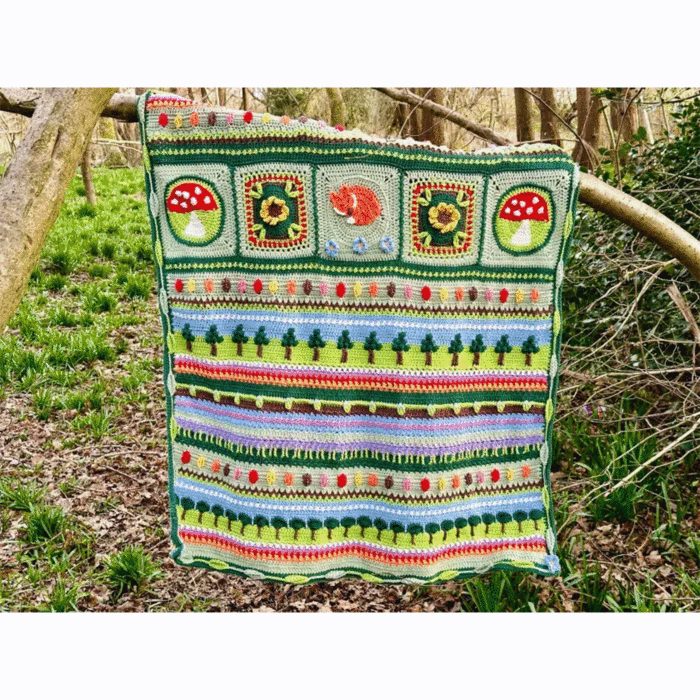 King Cole Woodland Wonders A Crochet Along Blanket in Cottonsoft DK-Yarn Pk  17 x 100g