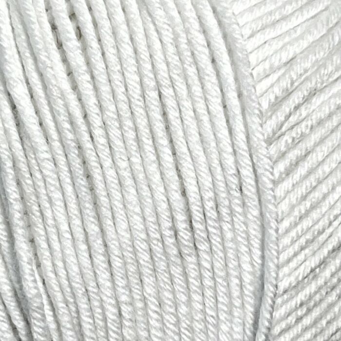 WoolBox Wooligurumi 4 Ply Yarn 001 White 50g main product photo