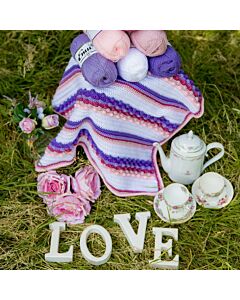 Mood Blanket - Love Edition in Emu Classic DK 1077 Yarn Pack&Pattern  8x100g