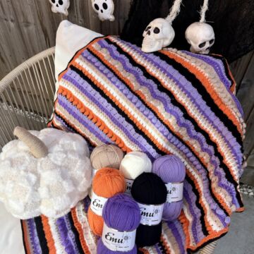 Halloween Celebration Knitted Blanket Kit in EMU Classic DK  6 x 100g